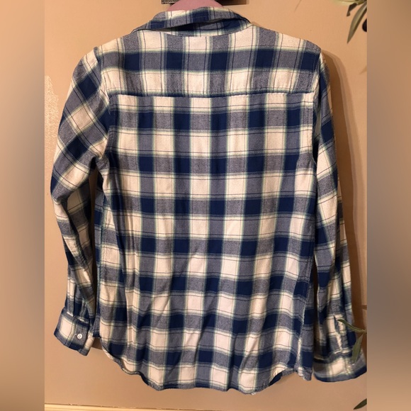 GAP button down flannel - Picture 5 of 5
